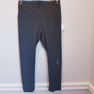 Reebok High Rise Skinny Capri - S - NWT
